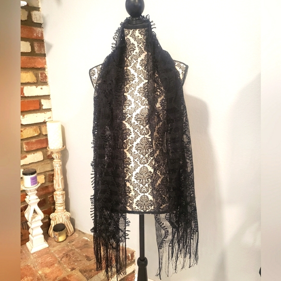 no brand Accessories - Black lace scarf
